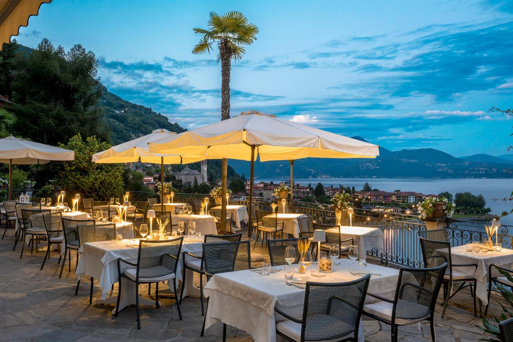 Hotel La Rondinella Cannero Riviera Exterior photo